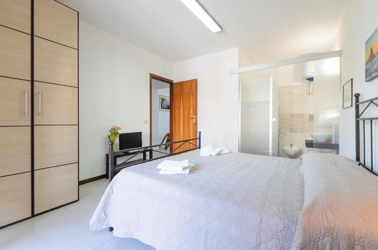 Marina D'Agro Residence Santa Teresa Di Riva Eksteriør bilde