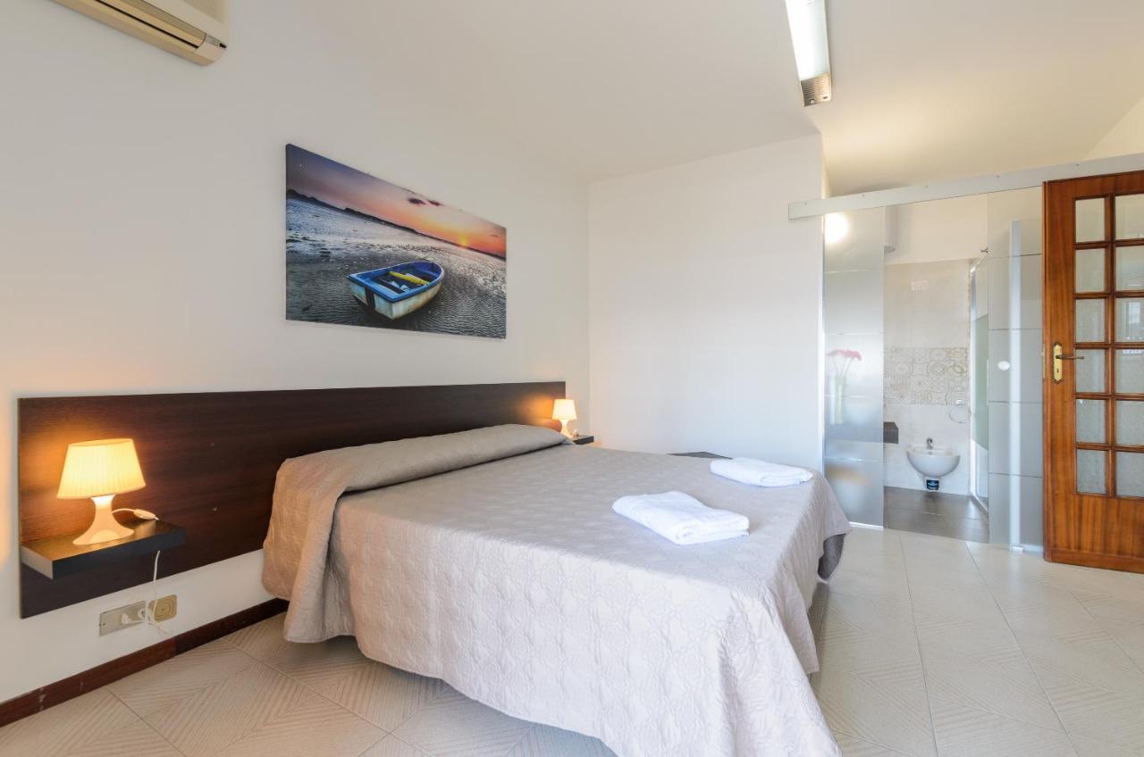 Marina D'Agro Residence Santa Teresa Di Riva Eksteriør bilde