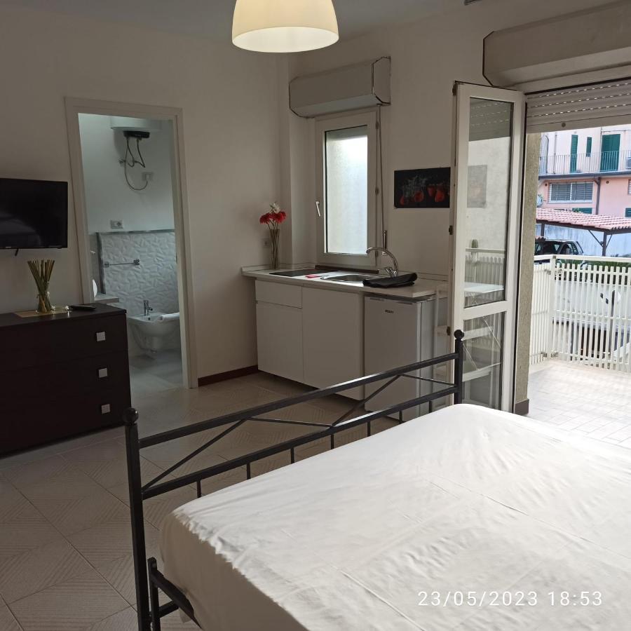 Marina D'Agro Residence Santa Teresa Di Riva Eksteriør bilde